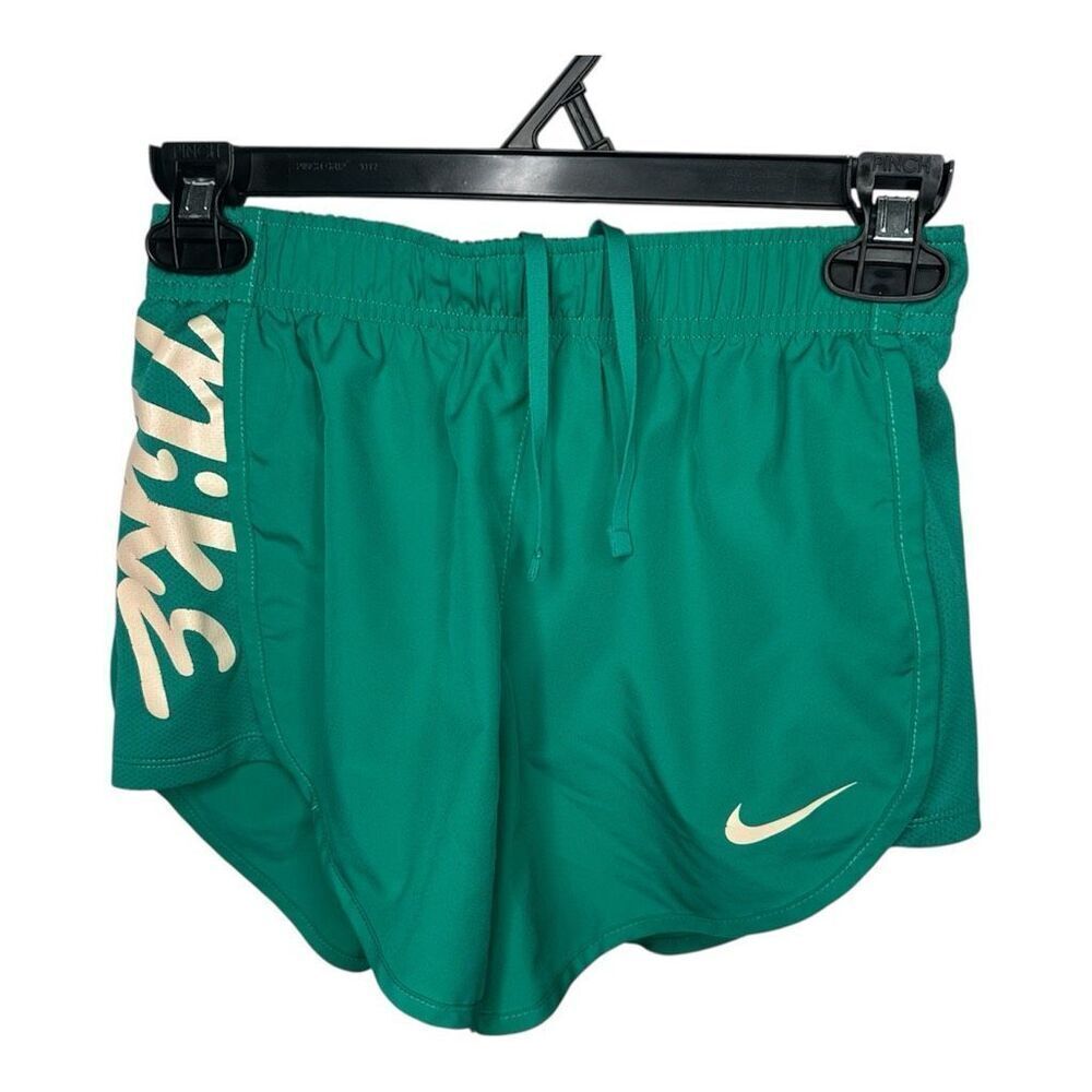 Nike free athletic shorts with liner Size XS (c1)